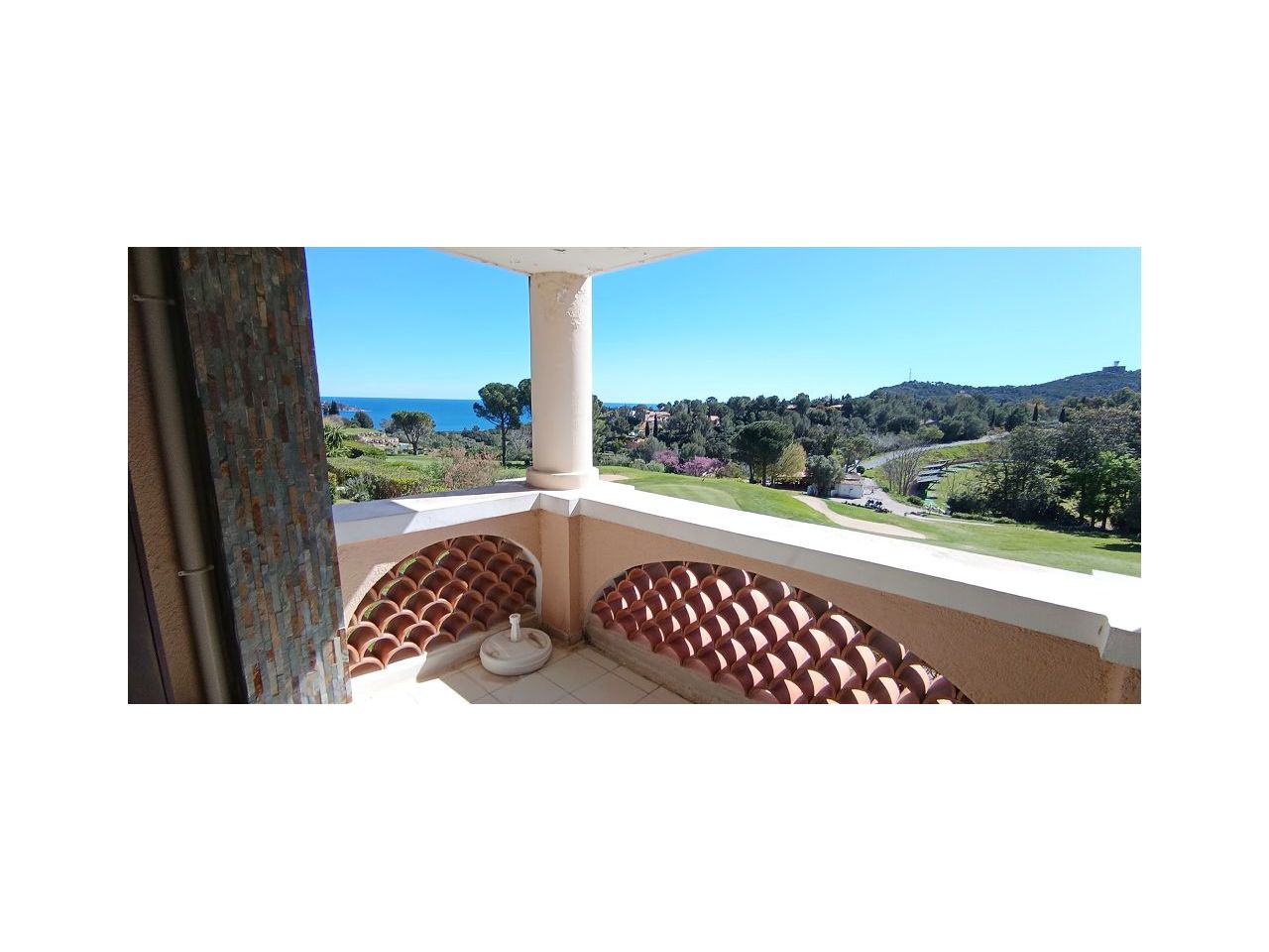 Image 1 - Appartement T2 - AGAY - SAINT RAPHAEL annonce immobilière du mois